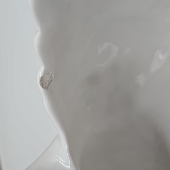 White swan planter - Picture 6 of 6